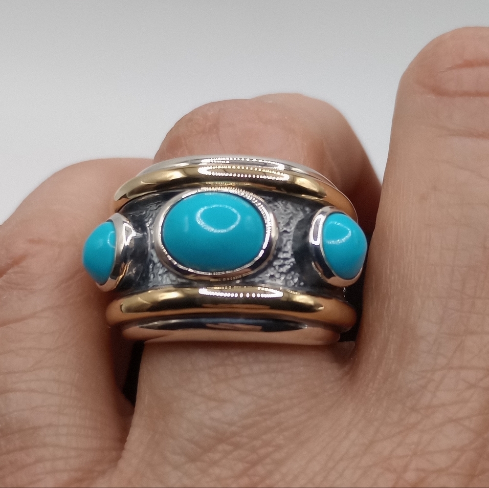 David Yurman Turquoise and Silver Ring with Gold Highlights - Picture 6 of 9